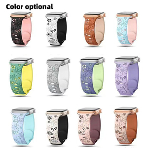 Correa de Reloj de Silicona Grabada de Doble Capa para <span class=keywords><strong>Apple</strong></span> ultra 2 3 11 10 9 8 7 <span class=keywords><strong>6</strong></span> - Correa de Reloj Personalizable Transpirable de Dos Colores con Diseño Floral - Product Image 2