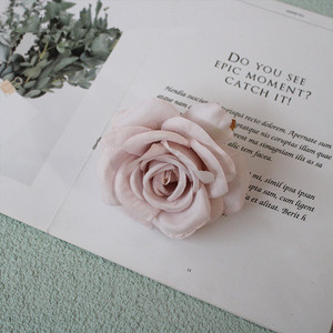 ดอกไม้ประดิษฐ์ไหมขายส่ง IFG สีน้ำตาลโทฟฟี่ โรสเบจ ควิกแซนด์ โกลเด้นโรส หัวดอกไม้ - Product Image 4