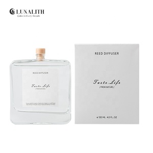 Diffuseur <span class=keywords><strong>de</strong></span> parfum <span class=keywords><strong>en</strong></span> gros style INS minimaliste avec bouteille <span class=keywords><strong>en</strong></span> <span class=keywords><strong>verre</strong></span> transparent |   Diffuseur d'huiles essentielles <span class=keywords><strong>de</strong></span> 120 ml pour la revente <span class=keywords><strong>en</strong></span> <span class=keywords><strong>ligne</strong></span> - Product Image 6
