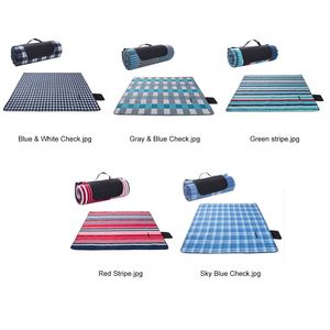 Wholesale Custom Logo 3-Layer <b>Picnic</b> <b>Blanket</b> Waterproof Fleece Foldable Outdoor Mat Travel Tote Rug for Corporate Gifts - Product Image 2