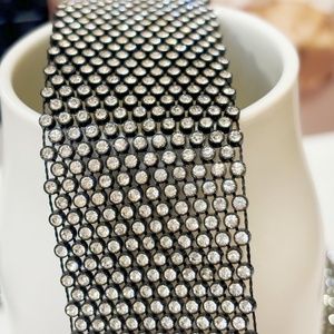 Fábrica al por mayor red elástica cristal Rhinestone tela malla para prendas vestidos zapatos - Product Image 5