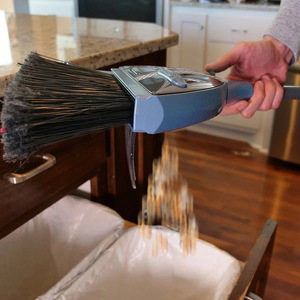 <span class=keywords><strong>Balai</strong></span> <span class=keywords><strong>aspirateur</strong></span> électrique sans fil 2-en-1 pour le nettoyage des interstices, des rails, des poils d'animaux et des poussières, idéal pour la maison et la cuisine - Product Image 4