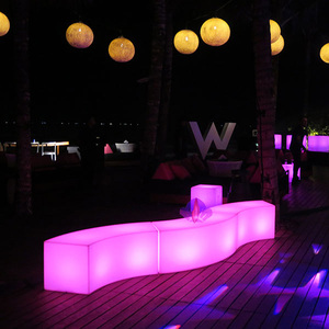 Meubles <span class=keywords><strong>de</strong></span> jardin LED lumineux pour l'extérieur, table et chaises, ensemble <span class=keywords><strong>de</strong></span> canapés/tabourets <span class=keywords><strong>de</strong></span> <span class=keywords><strong>bar</strong></span> pour les fêtes - Product Image 6