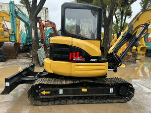 Mini-excavatrice sur chenilles hydraulique Caterpillar CAT304CCR d'occasion en bon état, 4 tonnes, moteur d'origine japonais, modèle 2024, haute performance - Product Image 4