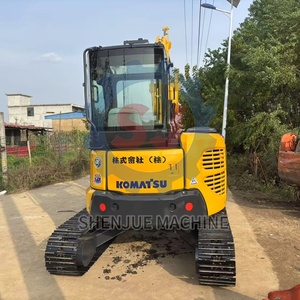 Mini-excavatrice Komatsu PC40 de 4 tonnes d'occasion importée du Japon de haute qualité, excavatrice hydraulique en bon état, prête à l'emploi, faible nombre d'heures de fonctionnement - Product Image 5