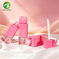 Tube de brillant à lèvres vide carré ondulé transparent de 4 ml de haute qualité OEM/ODM, conteneur d'emballage pour brillant à lèvres rose, mini tubes de brillant à lèvres personnalisés