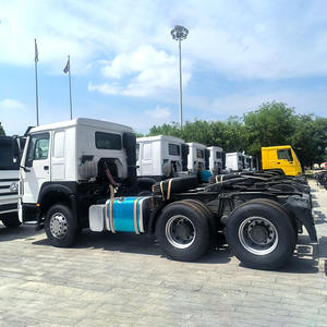 Nouveau <span class=keywords><strong>Sinotruk</strong></span> <span class=keywords><strong>Howo</strong></span> <span class=keywords><strong>A7</strong></span> tracteur tête de camion 6x4 10 roues 371 <span class=keywords><strong>420</strong></span> Hp prix Prime Mover camion d'importation à vendre <span class=keywords><strong>Howo</strong></span> tracteur camion - Product Image 4