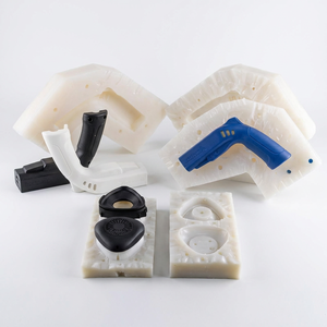 Proveedor de Moldes de Silicona para Fundición al Vacío, Carcasas de Plástico, Piezas de Electrónica de Consumo, Pruebas de Prototipos, Producción de Pequeños Lotes - Product Image 2