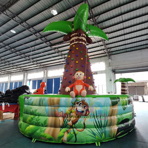 Muro de escalada inflable comercial de PVC con temática de la selva y juegos deportivos de desafío para carnavales al aire libre. - Product Image 2