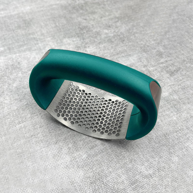 New Household Kitchen Tools Multi Function Food Chopper Vegetable Presser Kitchen Gadgets Garlic Press