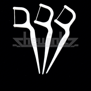 Fil dentaire jetable avec cure-dent, saveur naturelle/menthe, en emballages individuels - Product Image 1