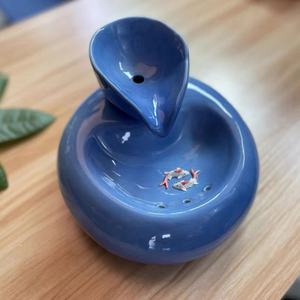 Fontaine à eau automatique en céramique pour chats, forme arrondie avec filtre circulant, mangeoire réutilisable pour petits animaux - Product Image 2