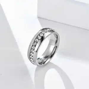 Anel de aço inoxidável com diamantes de 6 mm de largura para casal, anel de aço inoxidável fashion novo estilo por atacado