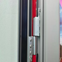 Porte battante en aluminium robuste, renforcée, haute résistance, à double action, avec verrouillage multipoints, résistante au vent et à l'eau