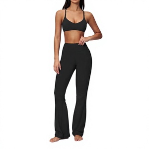 Ensemble de yoga 2 pièces : Leggings taille haute et soutien-gorge de sport dos nu à col en V profond, sans couture, noir uni, respirant, pour l'entraînement - Product Image 2