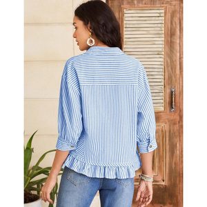 Chemisier rayé boutonné pour femme, manches 3/4, ourlet à volants, en popeline de coton, haut décontracté à épaules tombantes, chemise d'été - Product Image 4