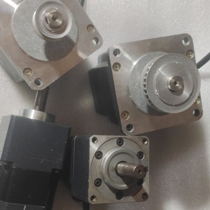 Moteur pas à pas Vexta PK566BW-P10 5 phases, pas de 0,072 degré, 1,4 A, arbre de 5,0 mm, fabriqué au Japon - Product Image 5