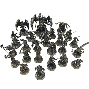 Miniature in Metallo all'Ingrosso per Dungeons and Dragons, Figure di Doppia Fazione: Signore dell'Inferno vs. Eroe della Luce Sacra per Giochi di Ruolo - Product Image 6