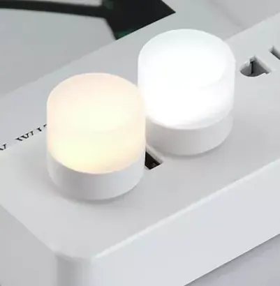 Gece lambası iki paket Blister tipi Mini USB ampul fiş gece lambası taşınabilir LED lamba için Laptop şarj cihazı güç bankası