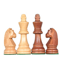 Jeu d'échecs en bois massif de tournoi standard avec des pièces magnétiques de 3,5 pouces et des pièces lestées de 3,75 pouces, design haut de gamme