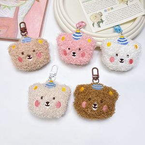 Lindo colgante de peluche de oso con corona y rizos, regalo de boda, llavero de peluche - Product Image 1