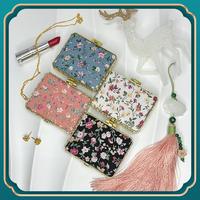 Vente chaude Double Face Floral Imprimé Maquillage Miroir Pliant Mini Vintage Style Bureau Compact Miroir De Poche