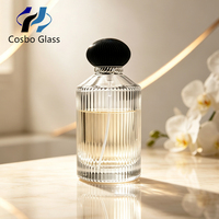 Bouteille de parfum en verre cannelé rond vide de 100 ml en gros, flacon diffuseur d'arômes de luxe côtelé avec pompe pulvérisatrice
