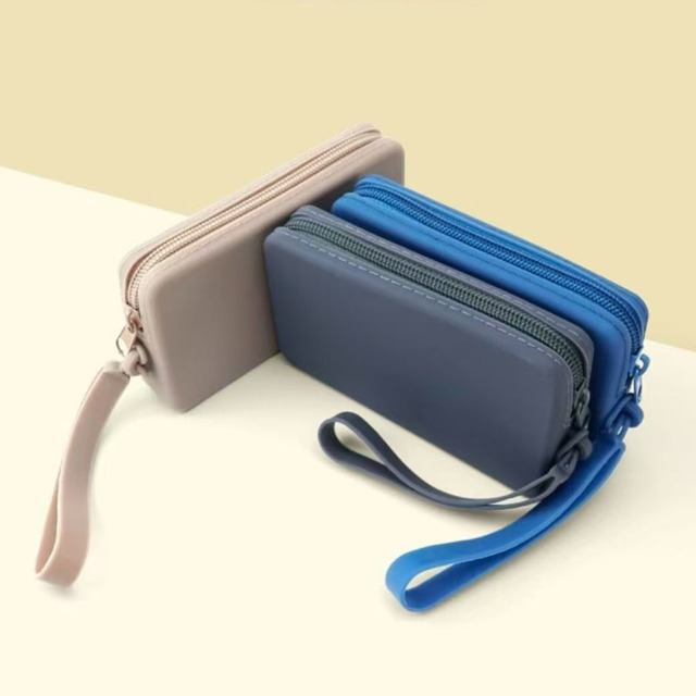 Minimalist Rectangular Coin Wallet Portable Silicone Zipper Pouch for Cards Cash and Everyday Essentials Organization