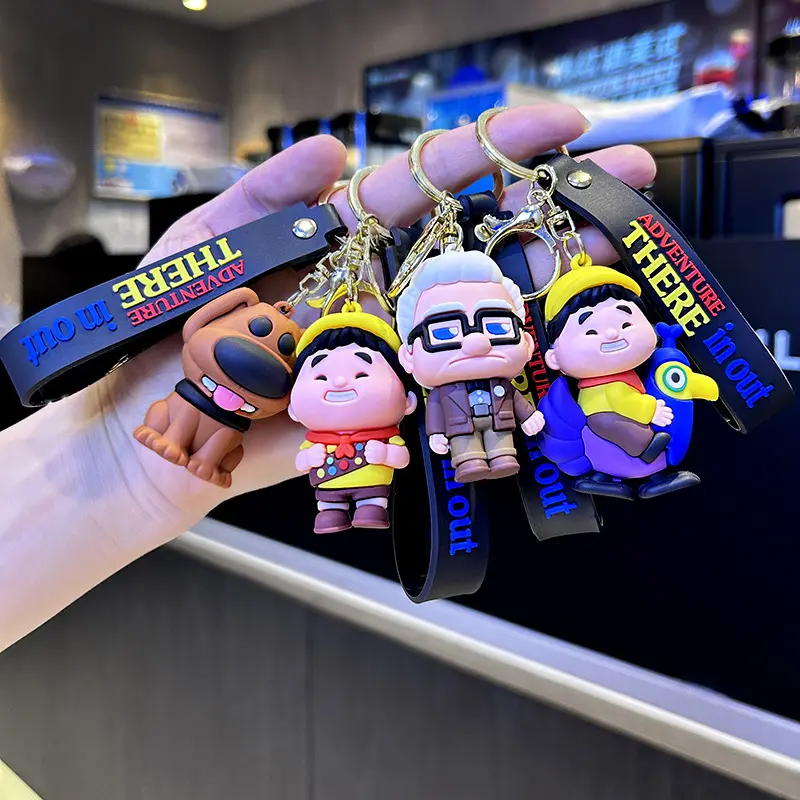 Petualangan ada di keluar gantungan kunci karet 3D boneka liontin gantungan kunci kartun indah mainan gantungan kunci
