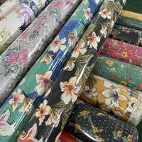 Multi design imprimé polyester tissus en mousseline de soie dans l'entrepôt KeQiao