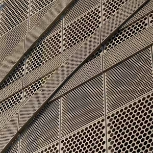 Pont en <span class=keywords><strong>métal</strong></span> perforé feuille de fer perforée trou rond maille métallique perforée trou de passerelle maille de tôle perforée - Product Image 4