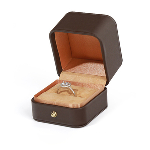 Joyero de cuero PU verde de lujo con botón a presión Anillo Pendiente Cajas de embalaje Joyería Logotipo personalizado - Product Image 4