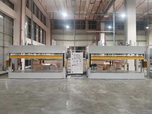Presse à chaud sous vide à <span class=keywords><strong>cintrage</strong></span> incurvée en <span class=keywords><strong>bois</strong></span> à haute fréquence/presse servo-hydraulique à grande vitesse pour le formage à chaud - Product Image 2