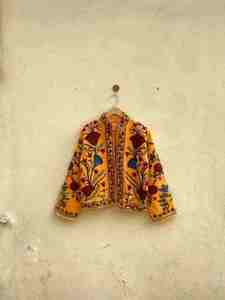 Veste d'hiver pour femme en coton 100% orange foncé, faite à la main, col en V, boutons, rayures, matelassée, réversible, écologique, respirante - Product Image 4