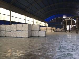 Resina Epossidica Solida a Basso Peso Molecolare e Alta Reattività DER 672U, Peso Equivalente 750-850, Purezza 98% per Verniciatura a Polvere - Product Image 5