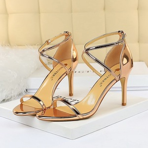 Sandalias de tacón alto con tiras cruzadas para mujer, cómodas, de verano, con punta abierta, hechas a mano, transpirables, con botón, informales, para exteriores - Product Image 1