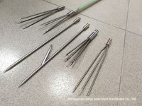 Lance de pêche sous-marine Xinyi en acier inoxydable à pointe barbelée avec élastique pour la pêche au bar en eau profonde, en mer et sur la plage, noire, 1,5 m, durable
