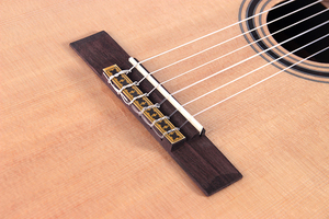 Mini Guitarra de Alta Calidad 3/4, 36 Pulgadas, Tapa de Abeto Natural, Madera Maciza Hecha a Mano, 6 Cuerdas de Nailon, Guitarra Acústica Clásica de Viaje - Product Image 5