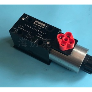 วาล์วควบคุมทิศทางแบบสัดส่วน Parker รุ่น D1FVE02CC0NM0311 ขนาด 1/2 นิ้ว แบบติดตั้งบนฐานสำหรับน้ำมัน - Product Image 4