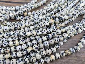 Perles rondes lisses en pierre naturelle Dalmatien, 15 pouces, 2mm 3mm 4mm 6mm 8mm 10mm 12mm, en vrac, vente en gros - Product Image 1