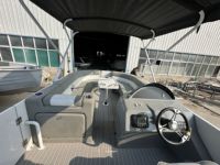 Yacht de luxe en fibre de verre de 25 pieds, fabriqué à la main, certifié CE, conforme aux normes américaines, pour la navigation sportive, les excursions et la pêche.