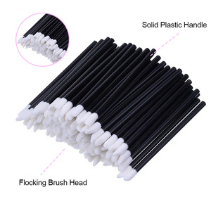 Brocha de Labios Desechable de Nailon Negro Flocado, Herramienta Plana para Aplicación de Brillo Labial, Uso en Belleza - Product Image 3
