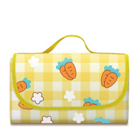 Vente en gros de tapis de pique-nique en tissu Oxford imperméable, laminé par ultrasons, pliable, portable, pour le camping en plein air, la plage et les pique-niques