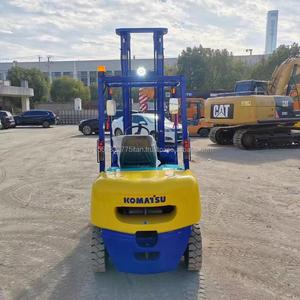 Montacargas Diésel Mini Komatsu de 3 Toneladas Hecho en Japón con Desplazamiento Lateral, Elevación de 4.5m, Montacargas Usados Originales Komatsu FD30 TCM de 3 Toneladas - Product Image 4