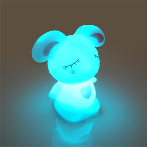 Lámpara Nocturna de Juguete con Diseño de Conejito de Dibujos Animados, de Plástico, para Niños de 5 a 7 Años - Product Image 3