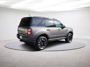 รถมือสอง Ford Bronco Sport AWD ปี 2020 รุ่นหนังสีเข้ม พร้อมระบบ ACC 4 ประตู SUV พวงมาลัยซ้าย หลังคาอลูมิเนียม ขาย - Product Image 3