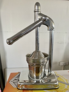 Nhà Máy Thiết Kế Mới Thép Không Gỉ Màu Cam Máy Ép Trái Cây Tay Báo Chí Thương Mại Giá Rẻ Chậm Máy Ép Trái Cây - Product Image 3