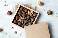 Emballage de luxe Luqaimat Boîte de biscuits aux bonbons aux palmiers dattiers Boîte cadeau des Émirats arabes unis