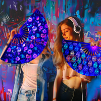 Nouveauté Ventilateur à main pliable UV personnalisé promotionnel Ventilateurs de DJ pour les soirées en boîte de nuit Artisanat en bambou