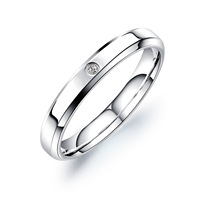 Bague en acier inoxydable incrustée de micro-diamants bague de couple en acier au titane bague simple lisse en diamant